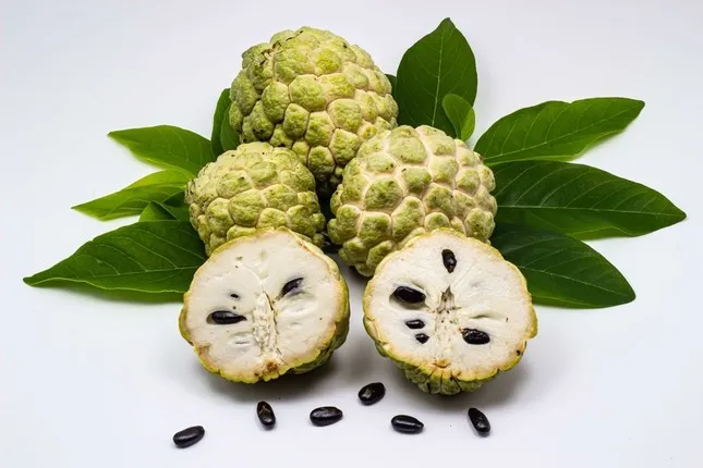 loi-ich-cach-chon-va-luu-y-khi-an-trai-cay-bo-duong-qua-na